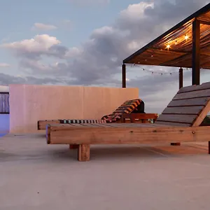 Apartahotel The Teodoro
