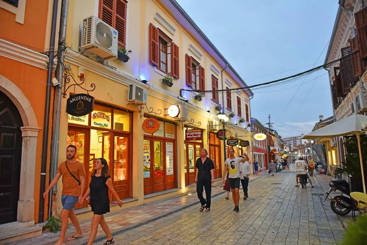 Promenade Hotel Shkoder 3*,